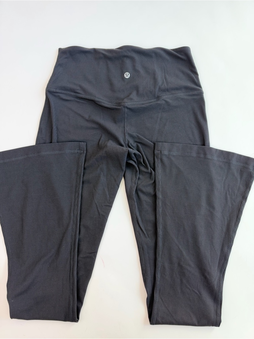 Lululemon Align High-Rise Ribbed Mini-Flared Pant sz 8 - Picture 3 of 7